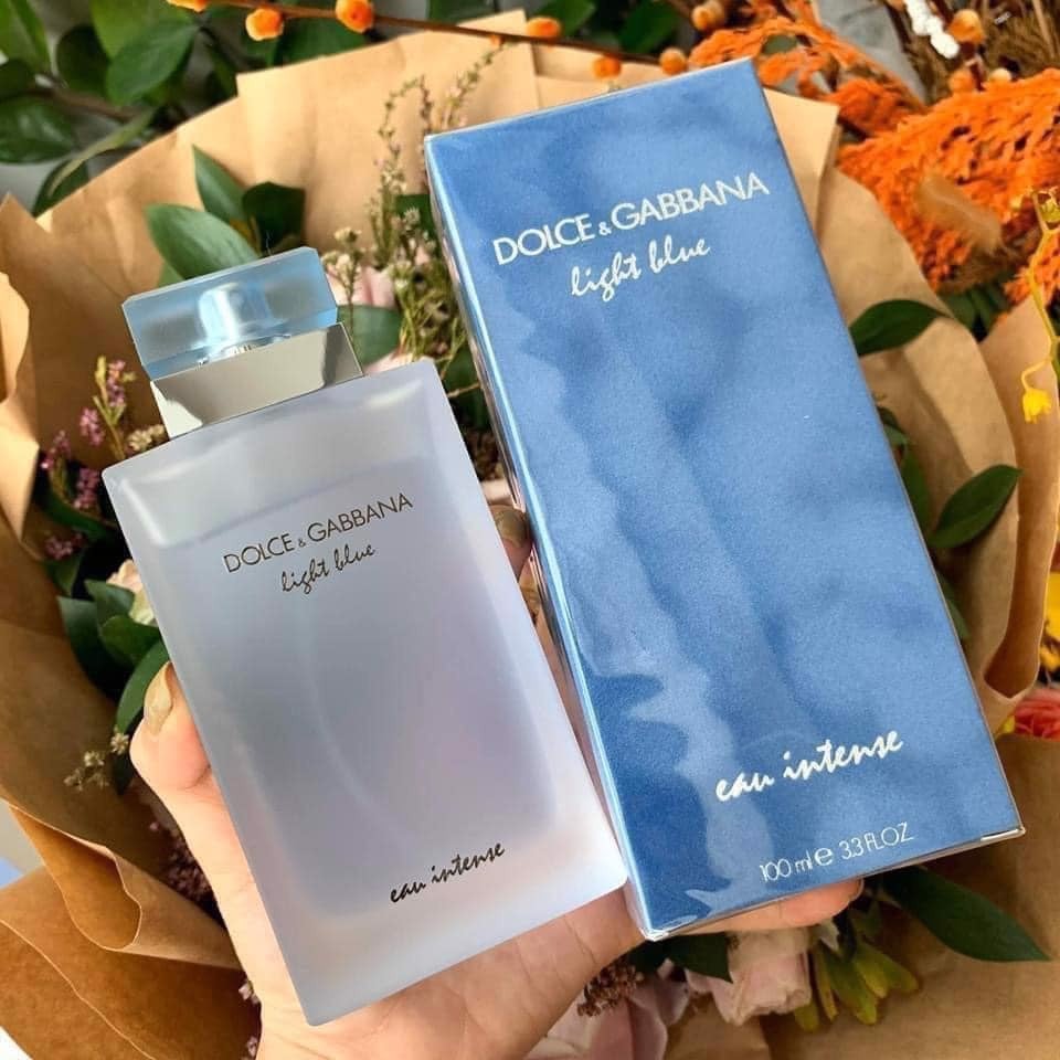 Độ lưu hương và lan tỏa của Dolce & Gabbana Light Blue Eau Intense