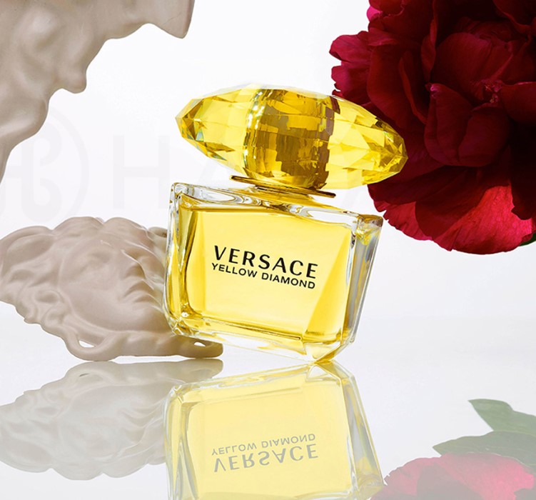 Nước hoa Versace nữ màu vàng
