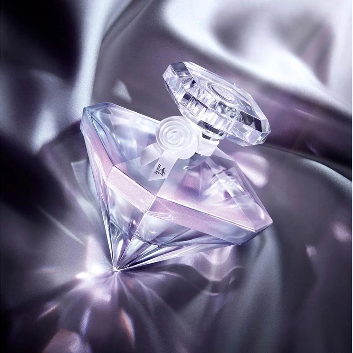 Thiết kế nước hoa nữ Lancome La Nuit Tresor Musc Diamant EDP 75ml