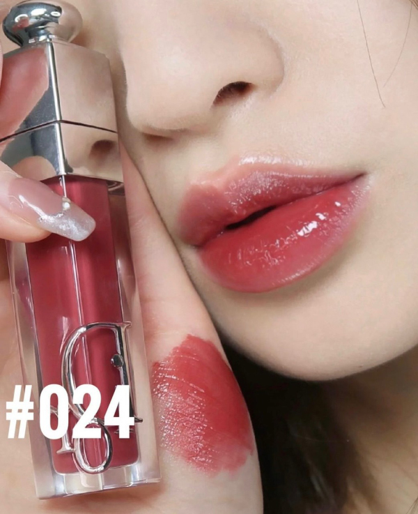 Giới thiệu Son Dior Addict Lip Maximizer 024 Intense Brick