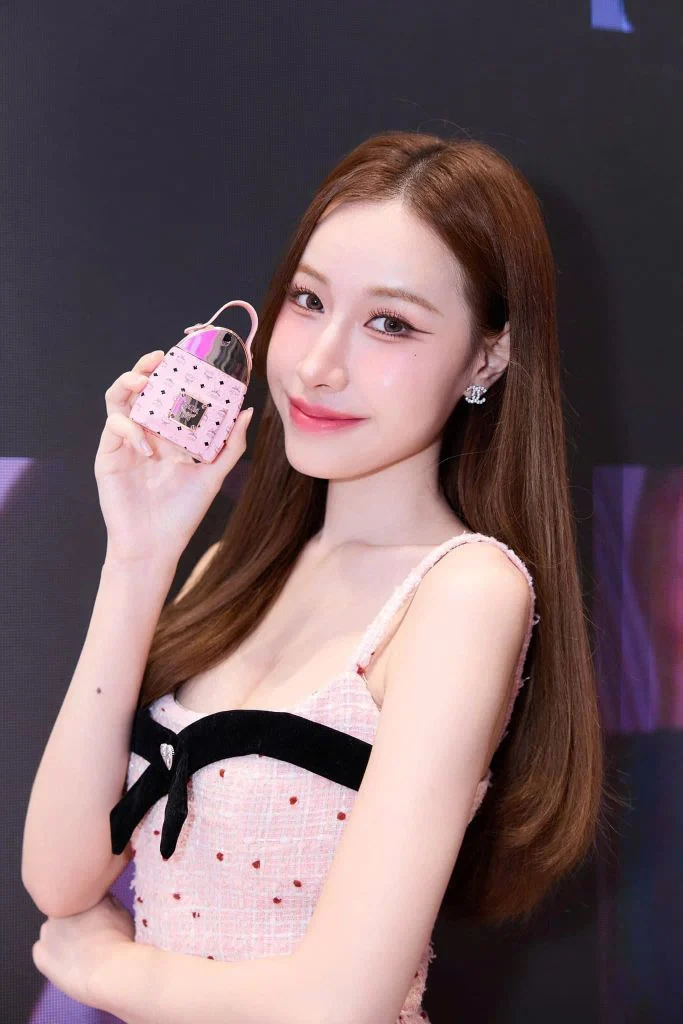 Giới thiệu nước hoa nữ MCM Crush EDP