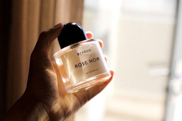Byredo Rose Noir – Vẻ Lãng Mạn Pha Chút Huyền Bí
